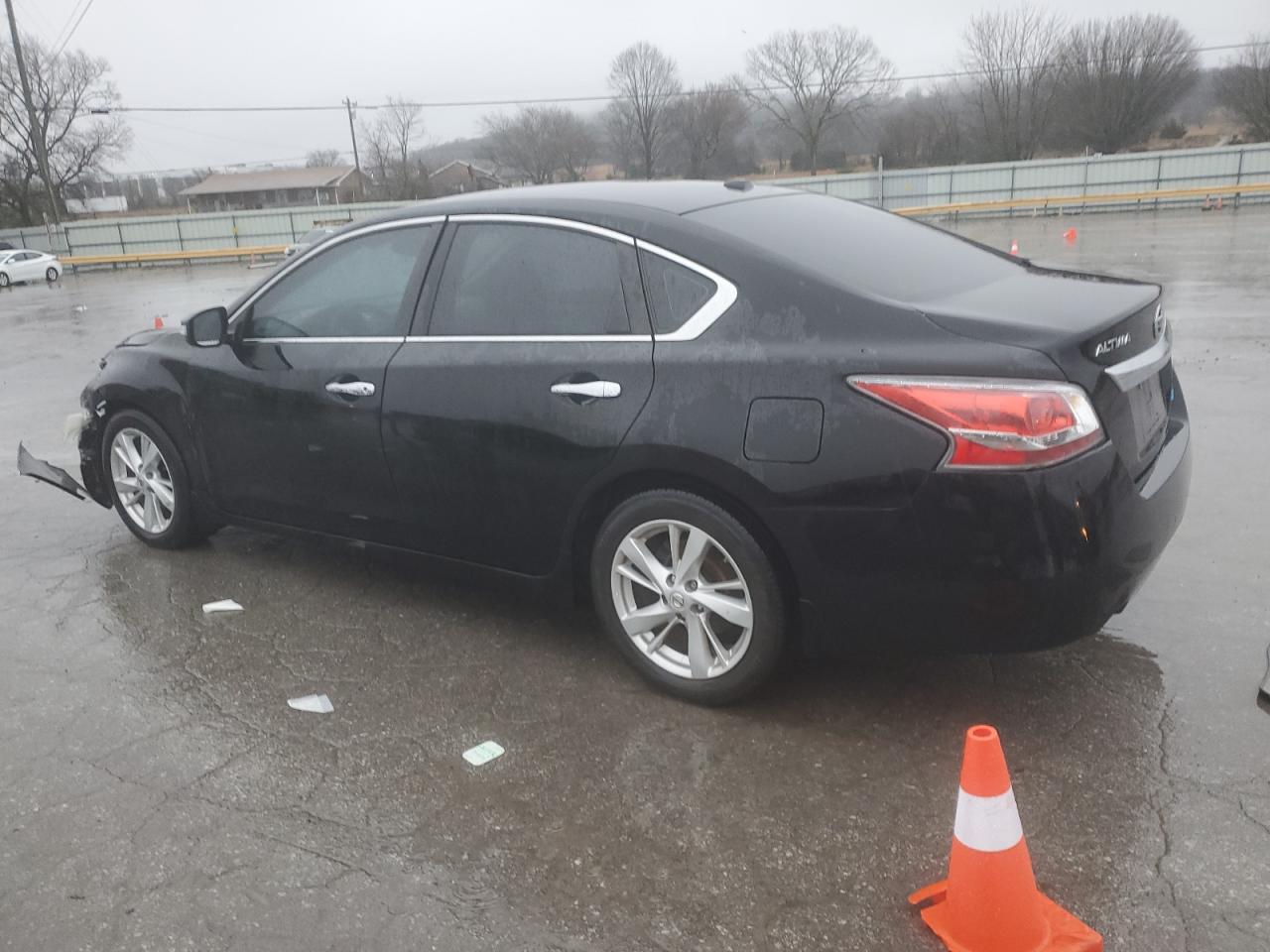 2014 Nissan Altima - Image 2