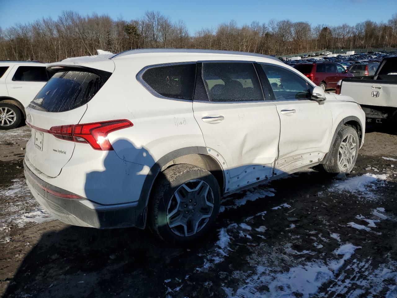 2023 Hyundai Santa Fe - Image 3
