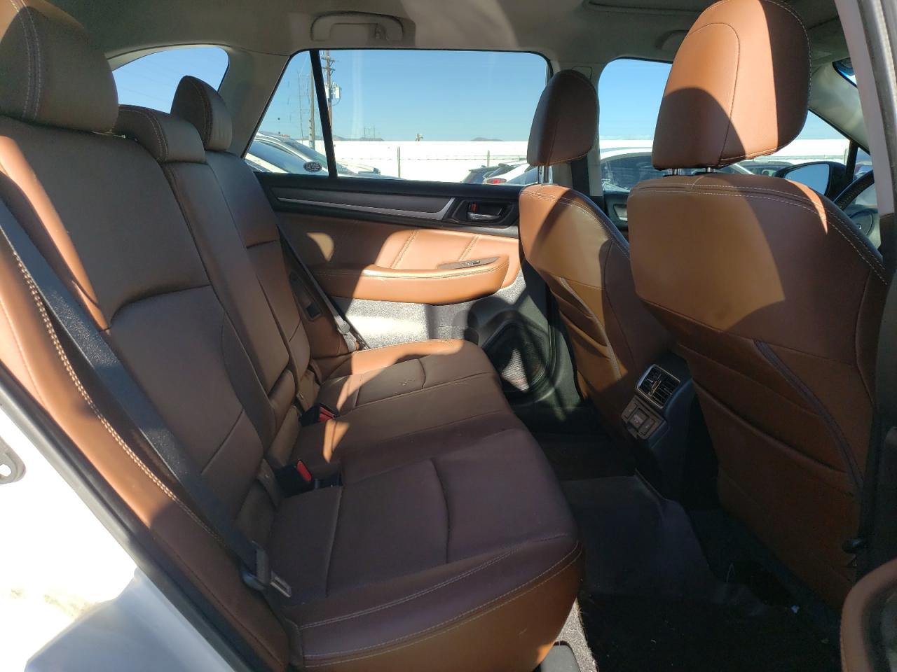 2018 Subaru Outback - Image 11