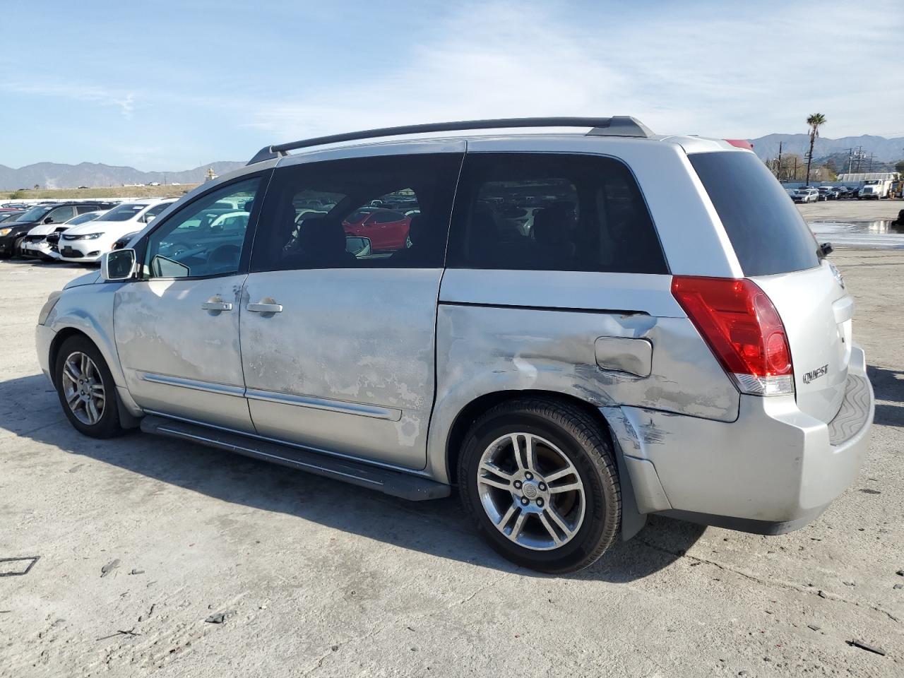 2004 Nissan Quest - Image 2
