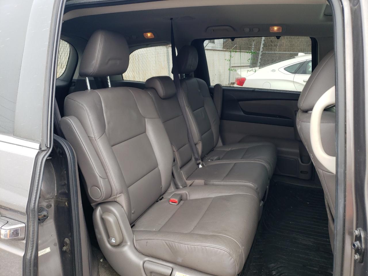 2013 Honda Odyssey - Image 11