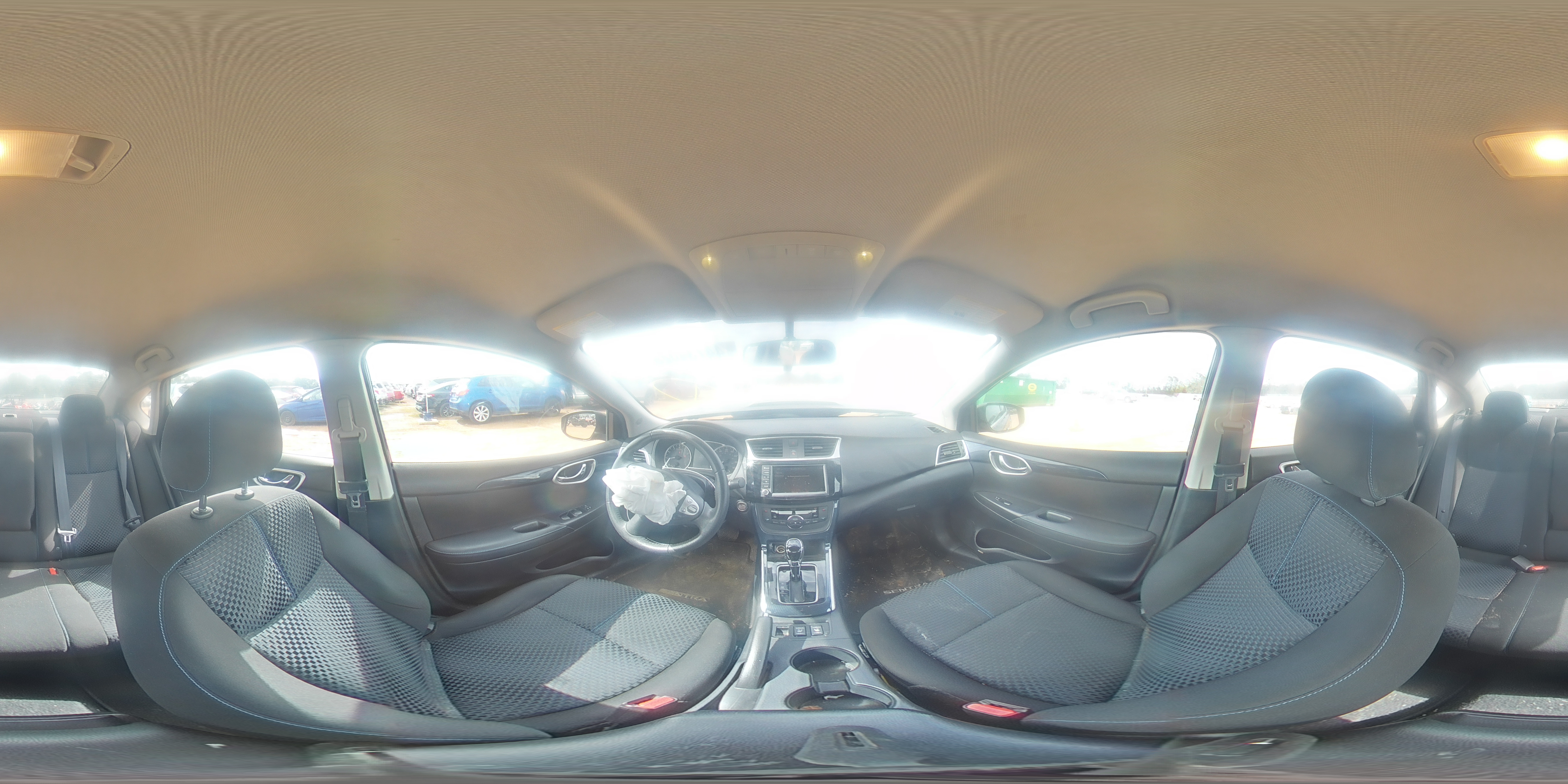 2019 Nissan Sentra - Image 13