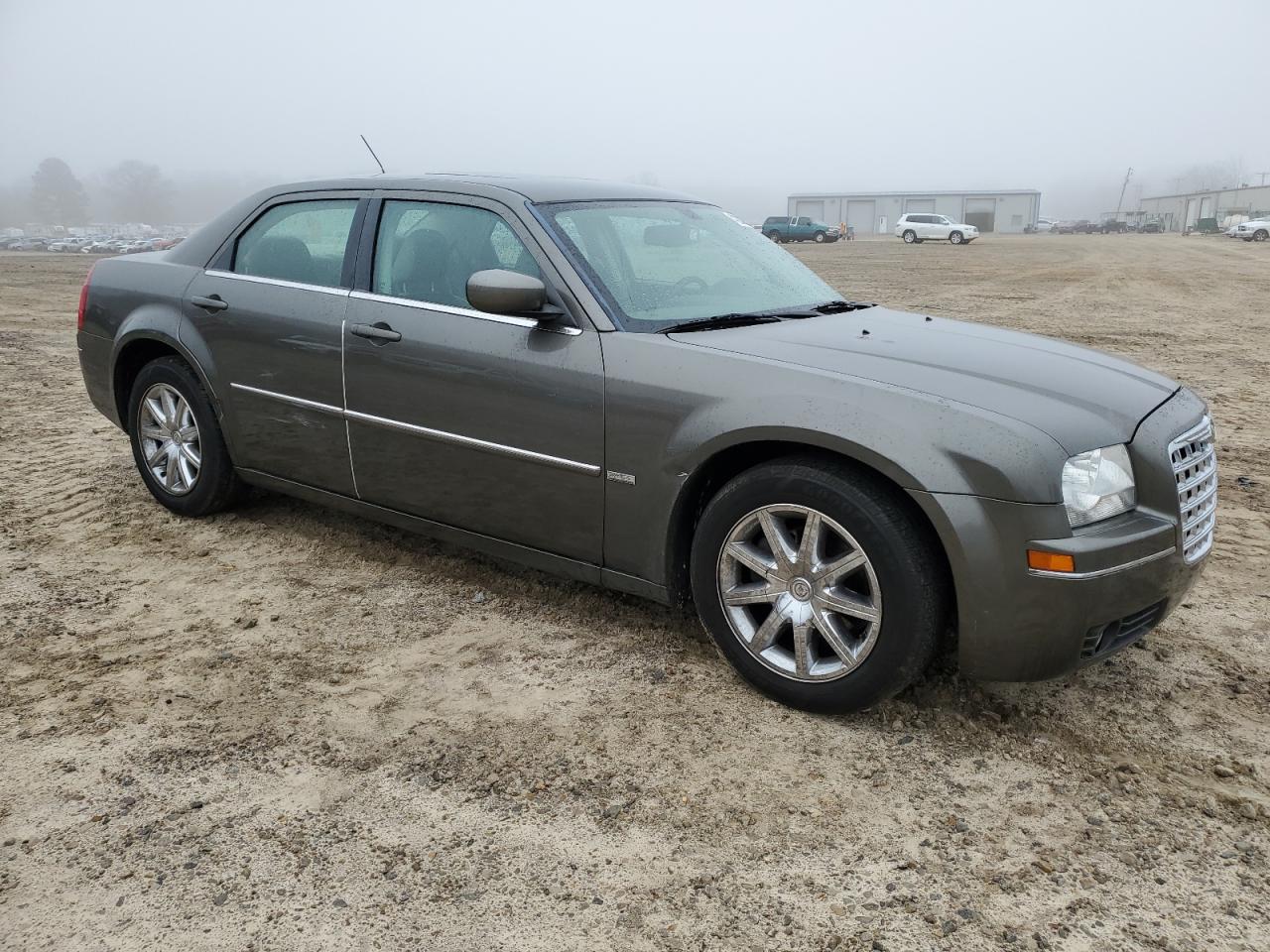 2008 Chrysler 300 - Image 4