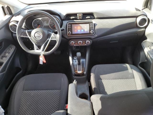  NISSAN VERSA 2020 Серебристый