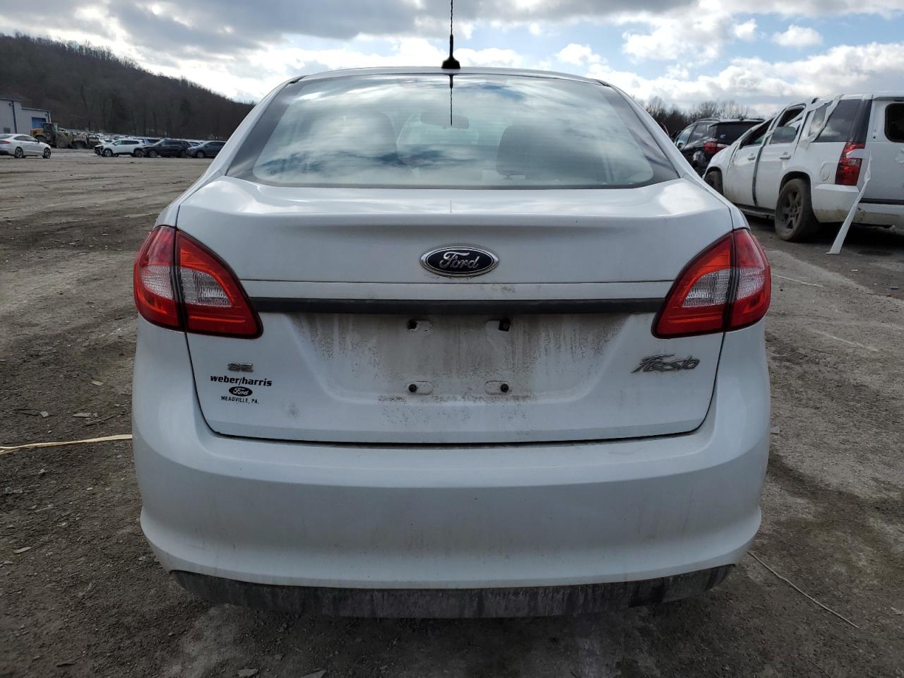 2013 Ford Fiesta - Image 6