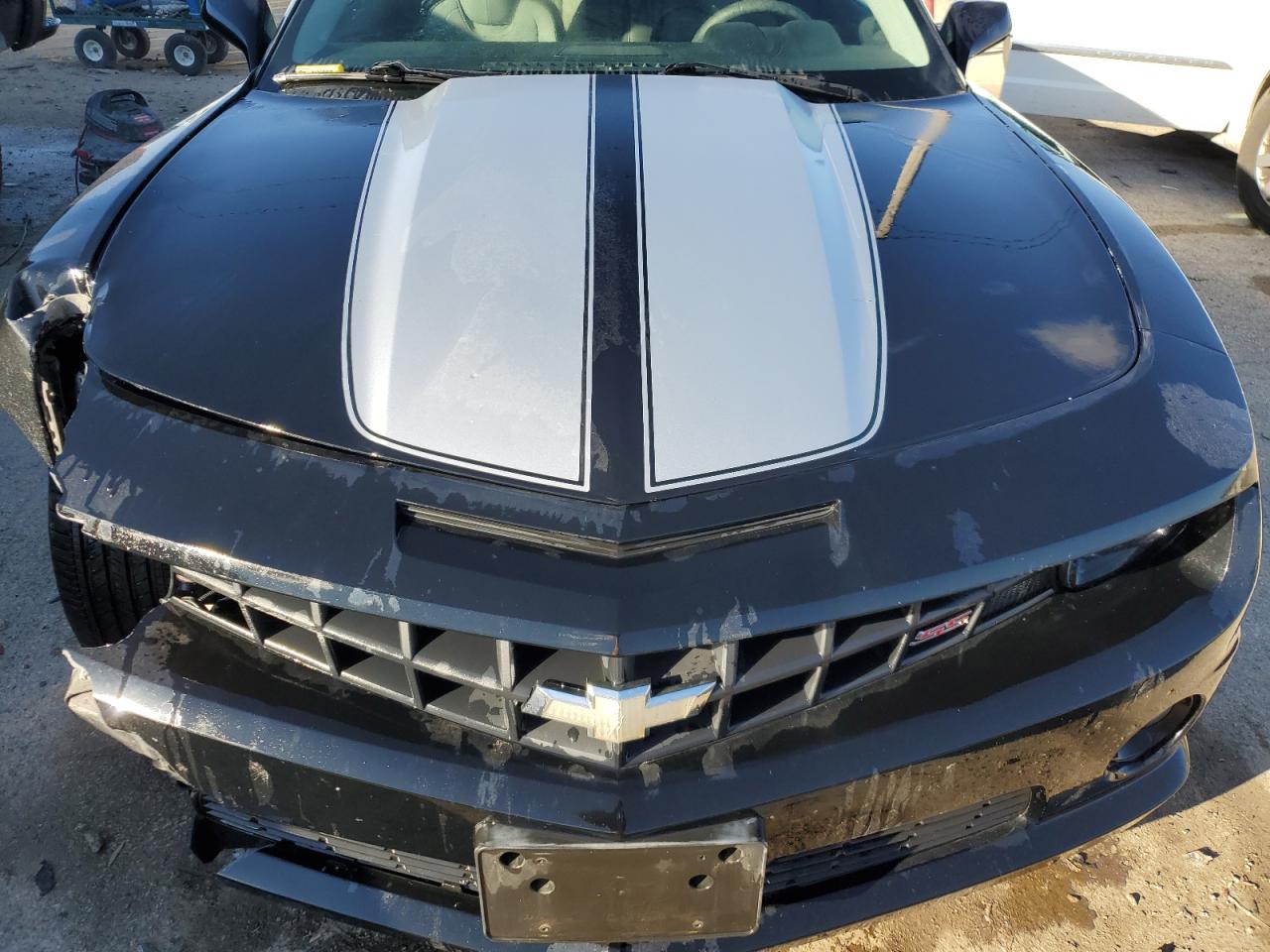 2010 Chevrolet Camaro - Image 11