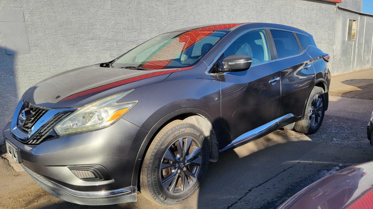 2016 Nissan Murano - Image 2
