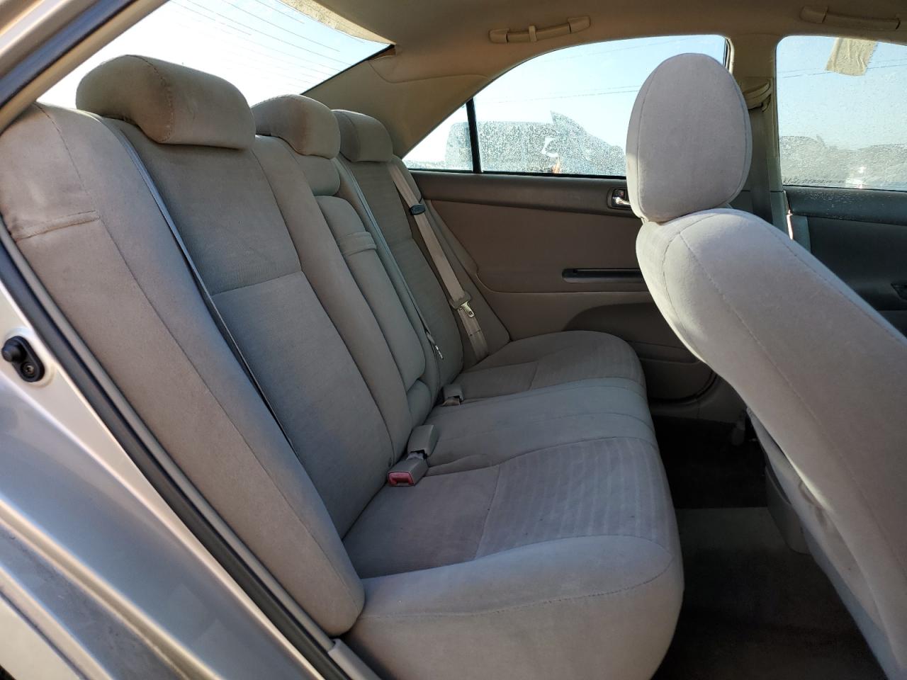2006 Toyota Camry - Image 10