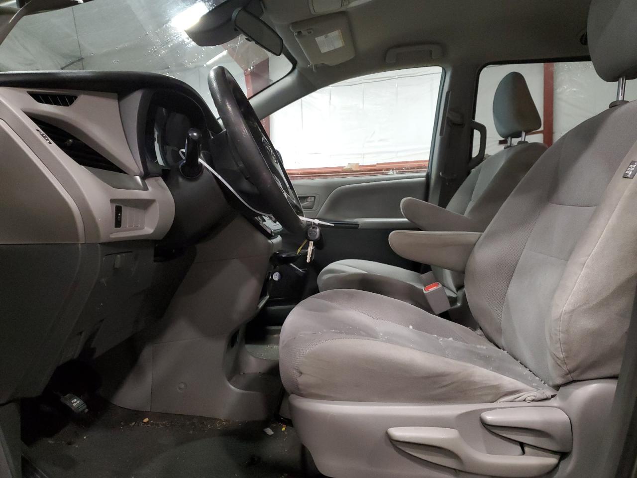 2019 Toyota Sienna - Image 7