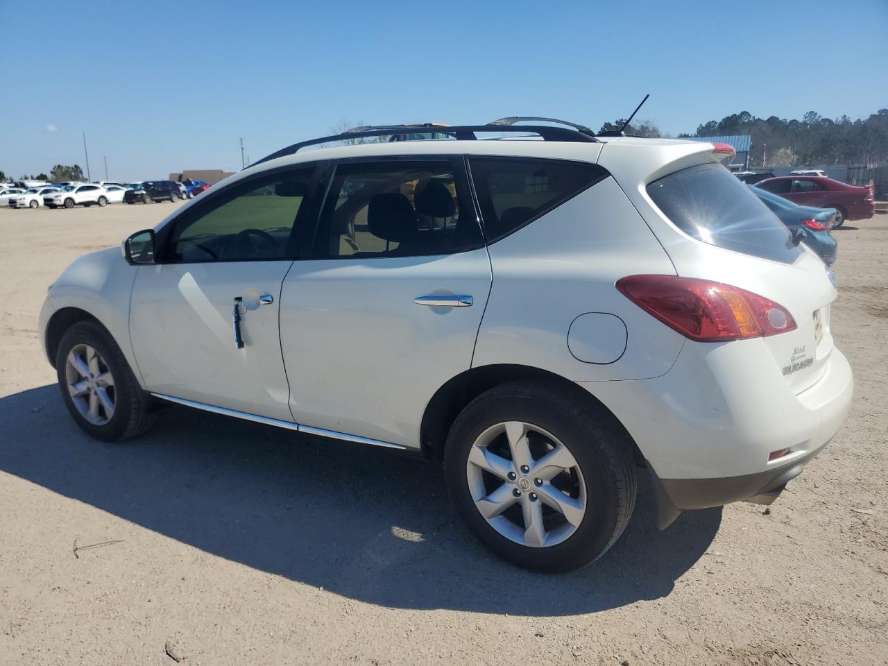 2009 Nissan Murano - Image 2