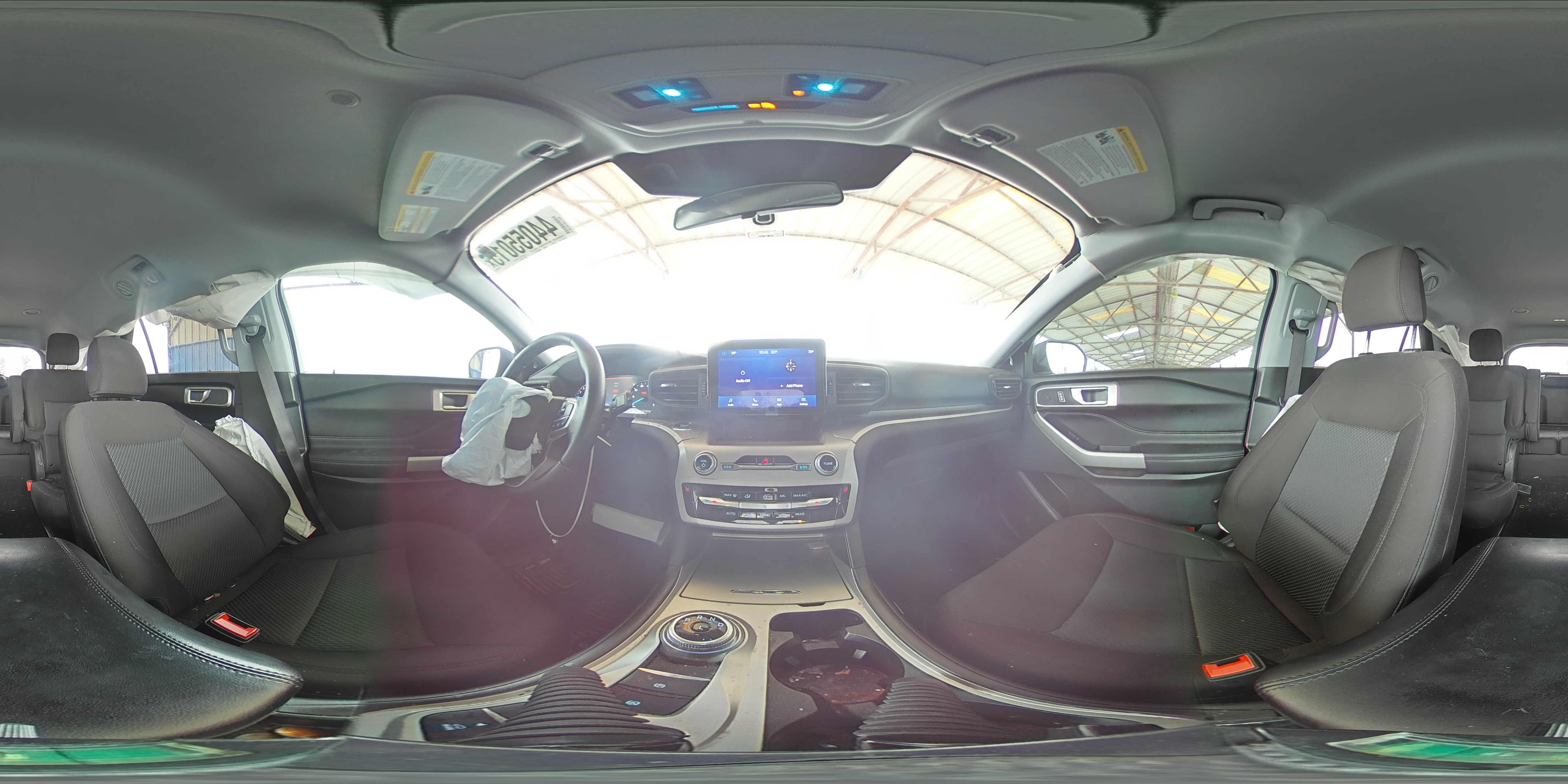 2022 Ford Explorer - Image 14