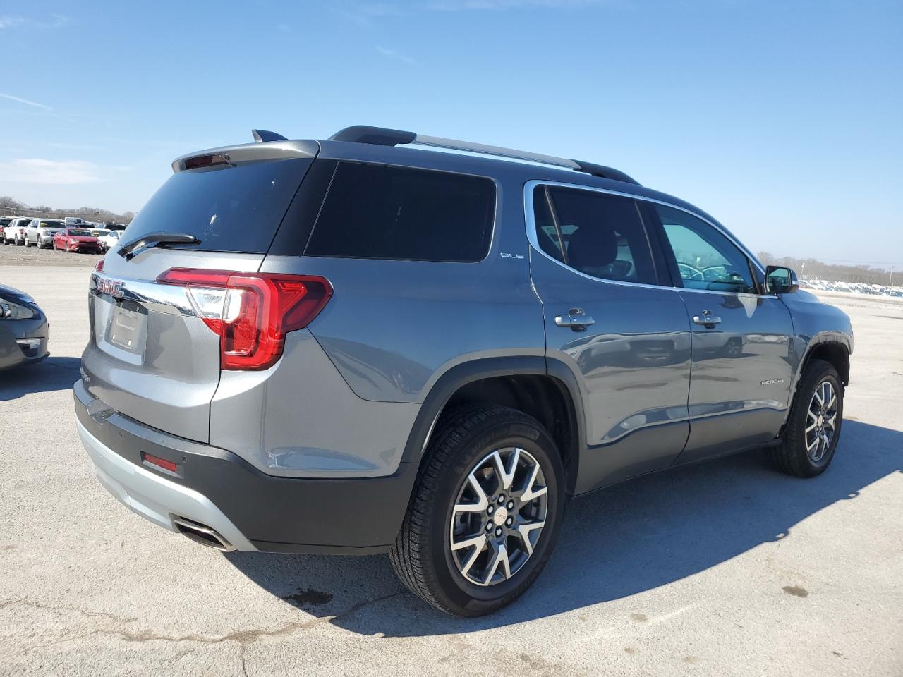 2021 GMC Acadia - Image 3