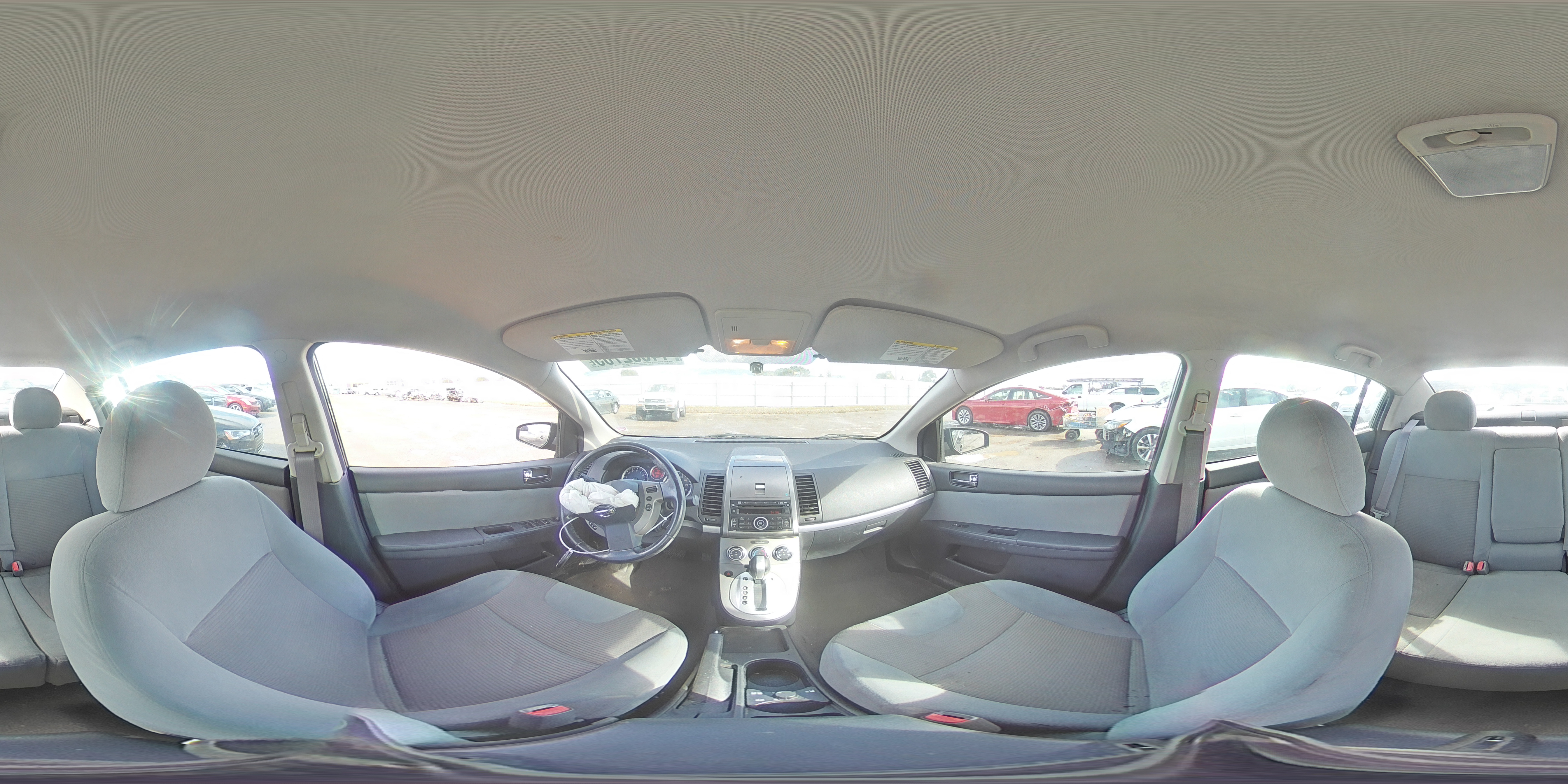 2010 Nissan Sentra - Image 12