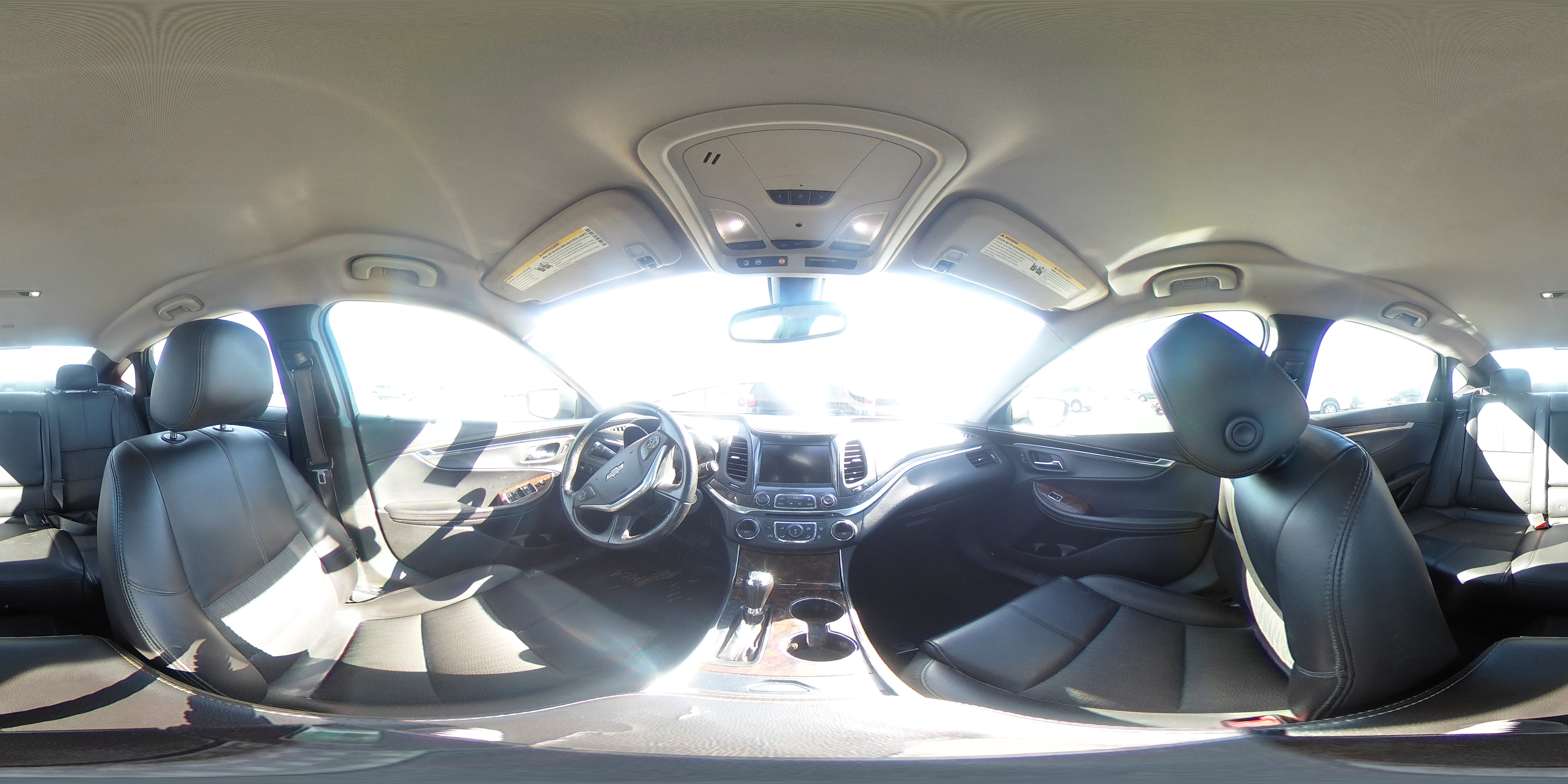 2015 Chevrolet Impala - Image 13
