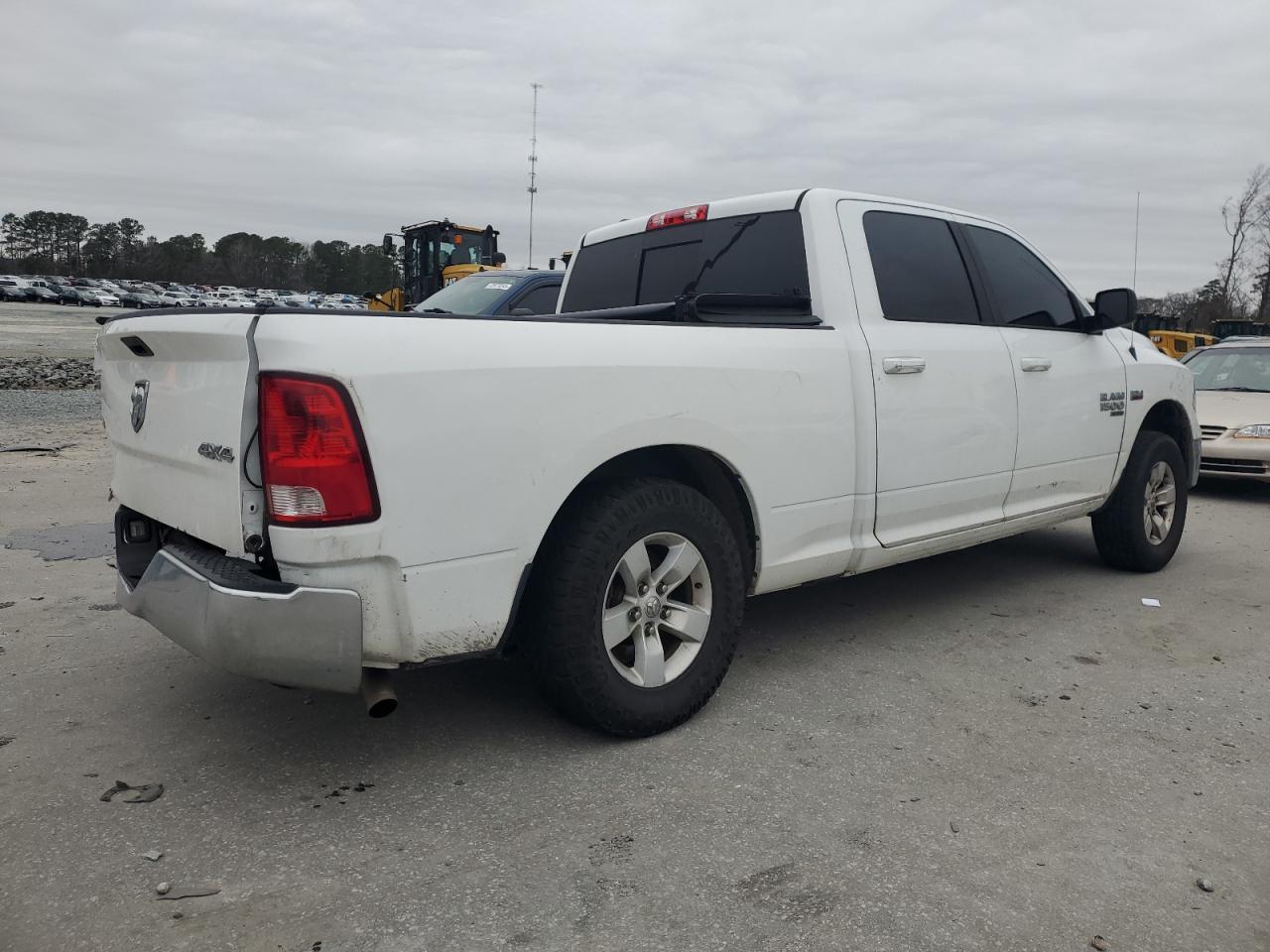 2020 RAM 1500 - Image 3