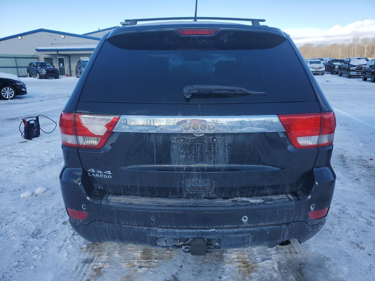 2013 Jeep Grand Cherokee - Image 6