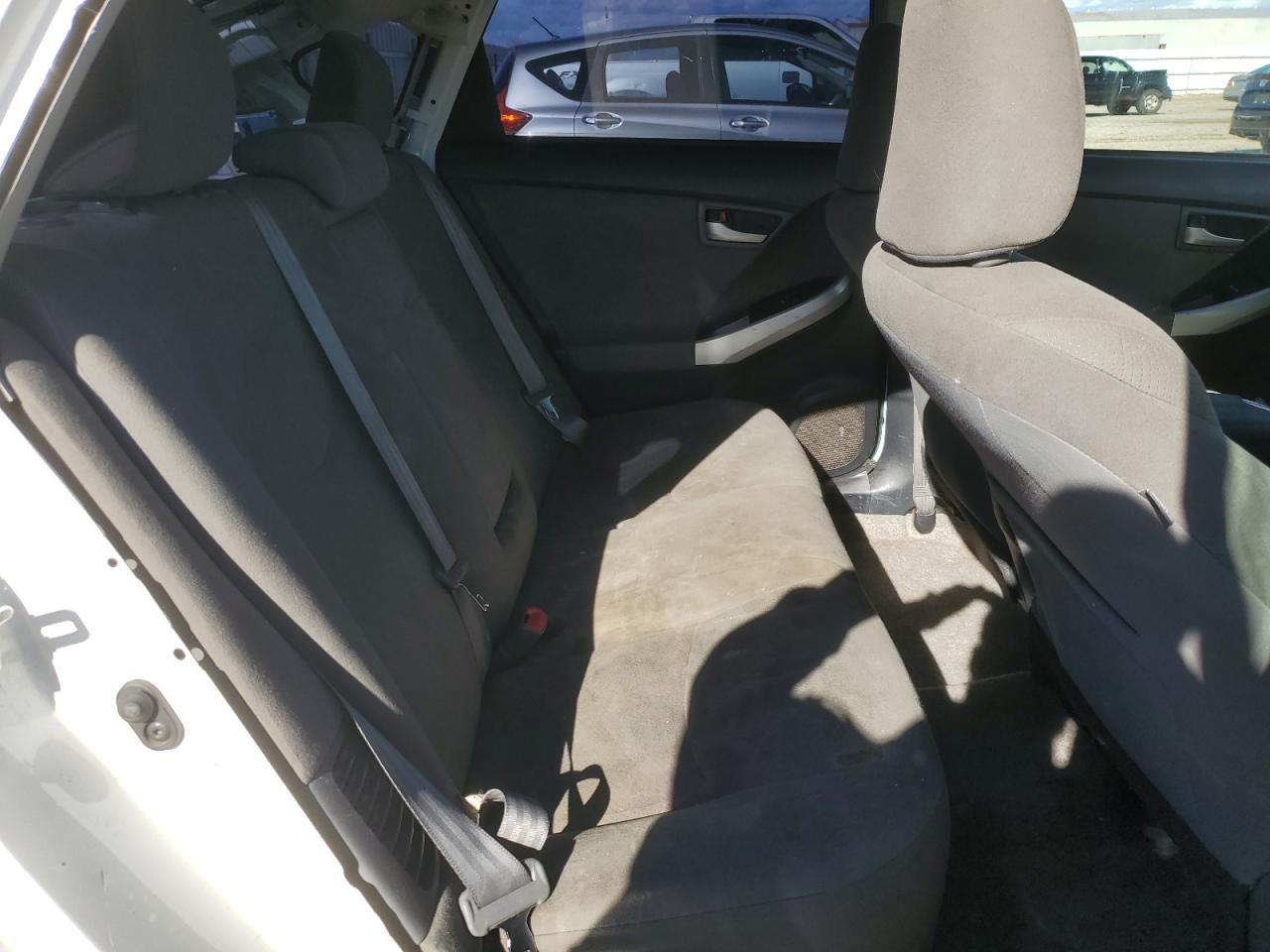 2014 Toyota Prius - Image 10
