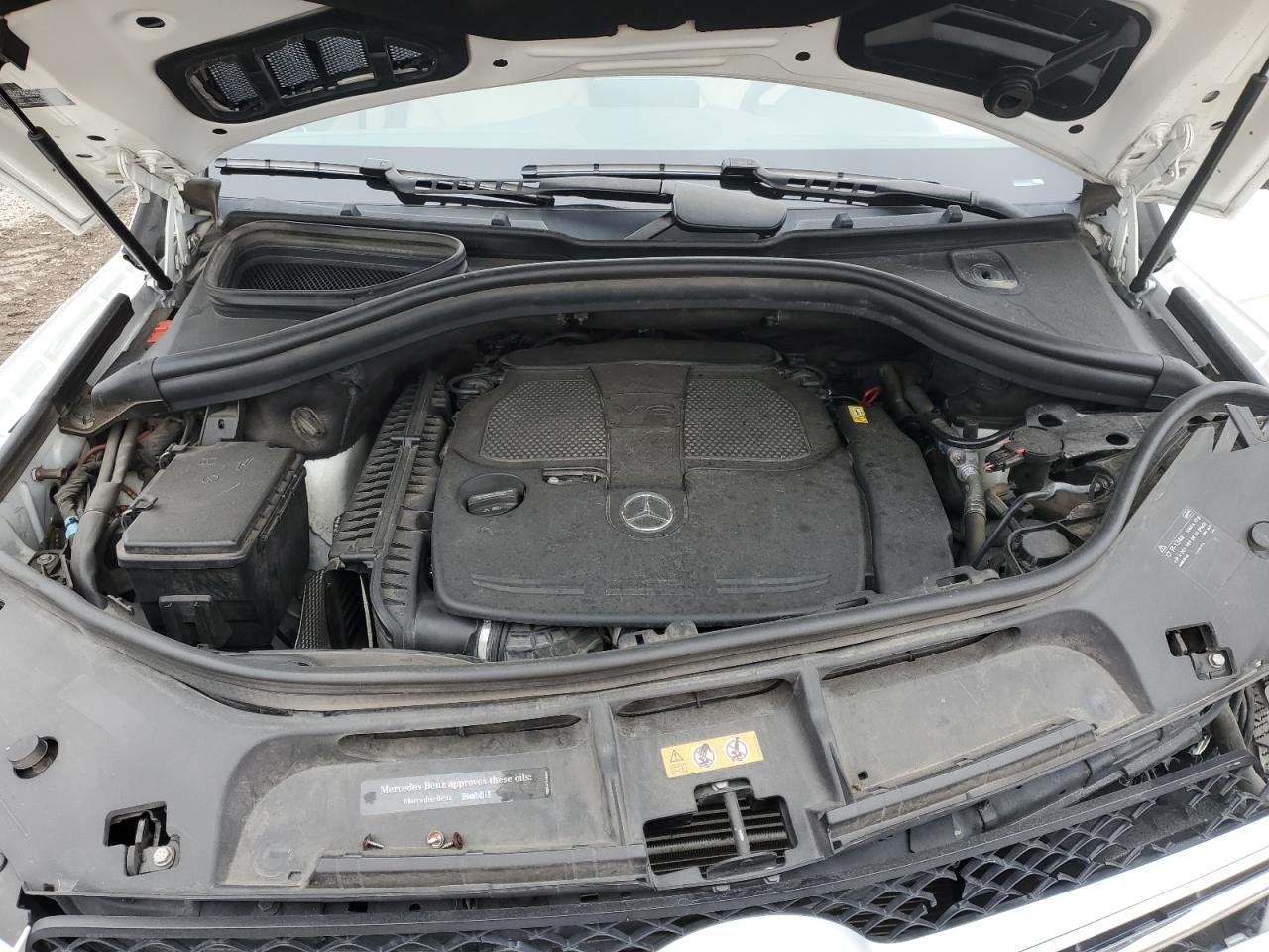 2016 Mercedes-Benz GLE - Image 14