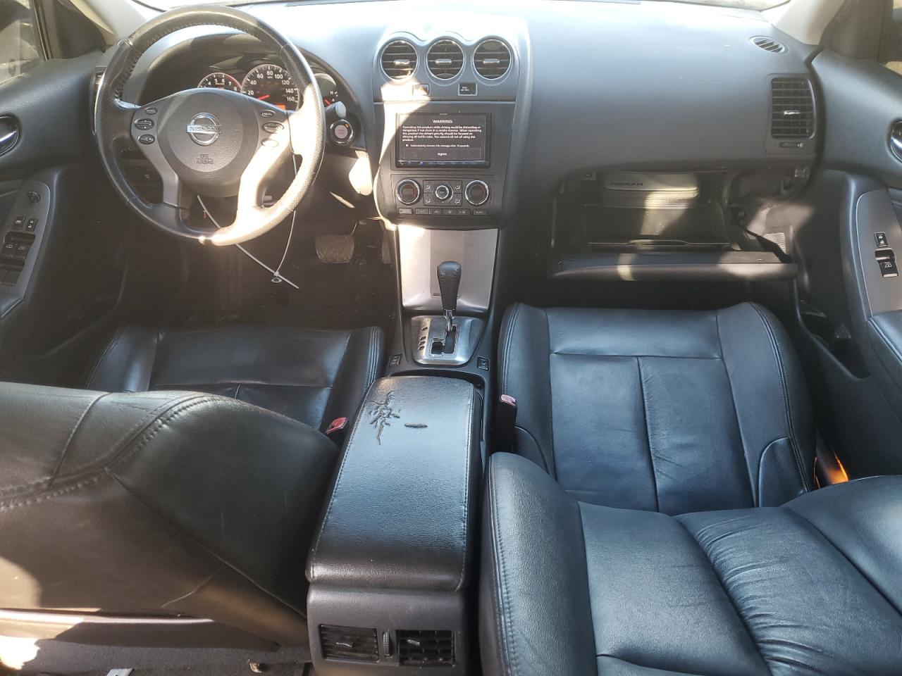 2010 Nissan Altima - Image 8