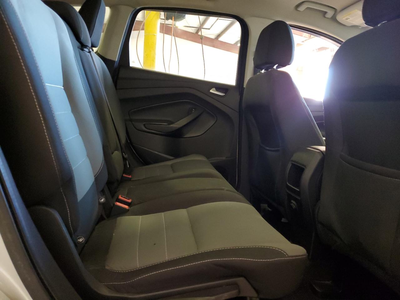 2015 Ford Escape - Image 11