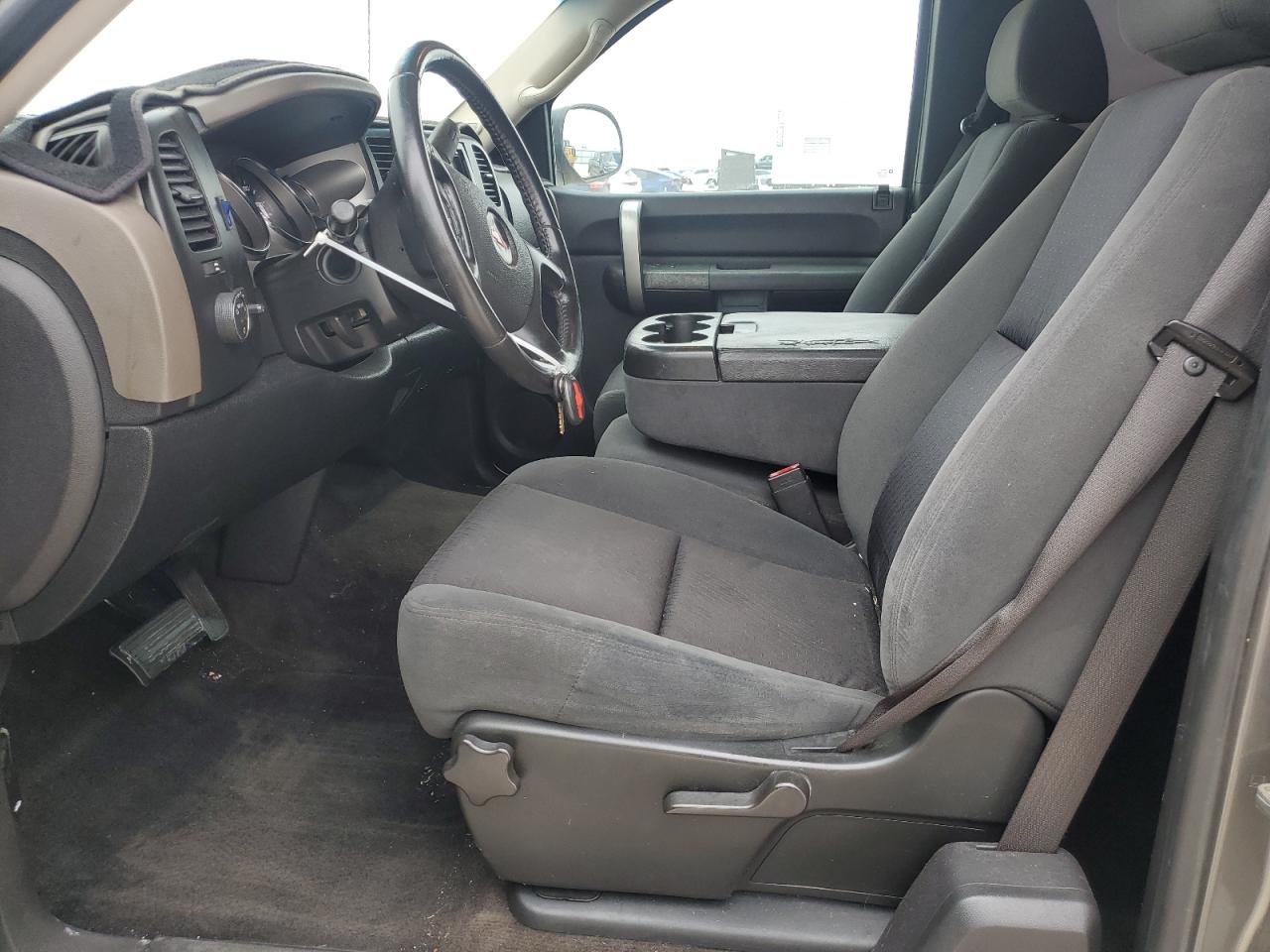 2009 Chevrolet Silverado - Image 7