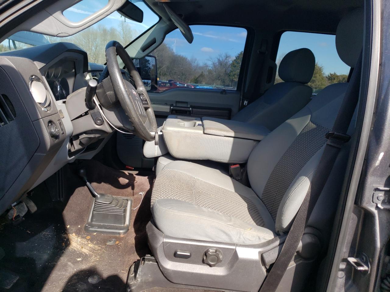2015 Ford F250 - Image 7