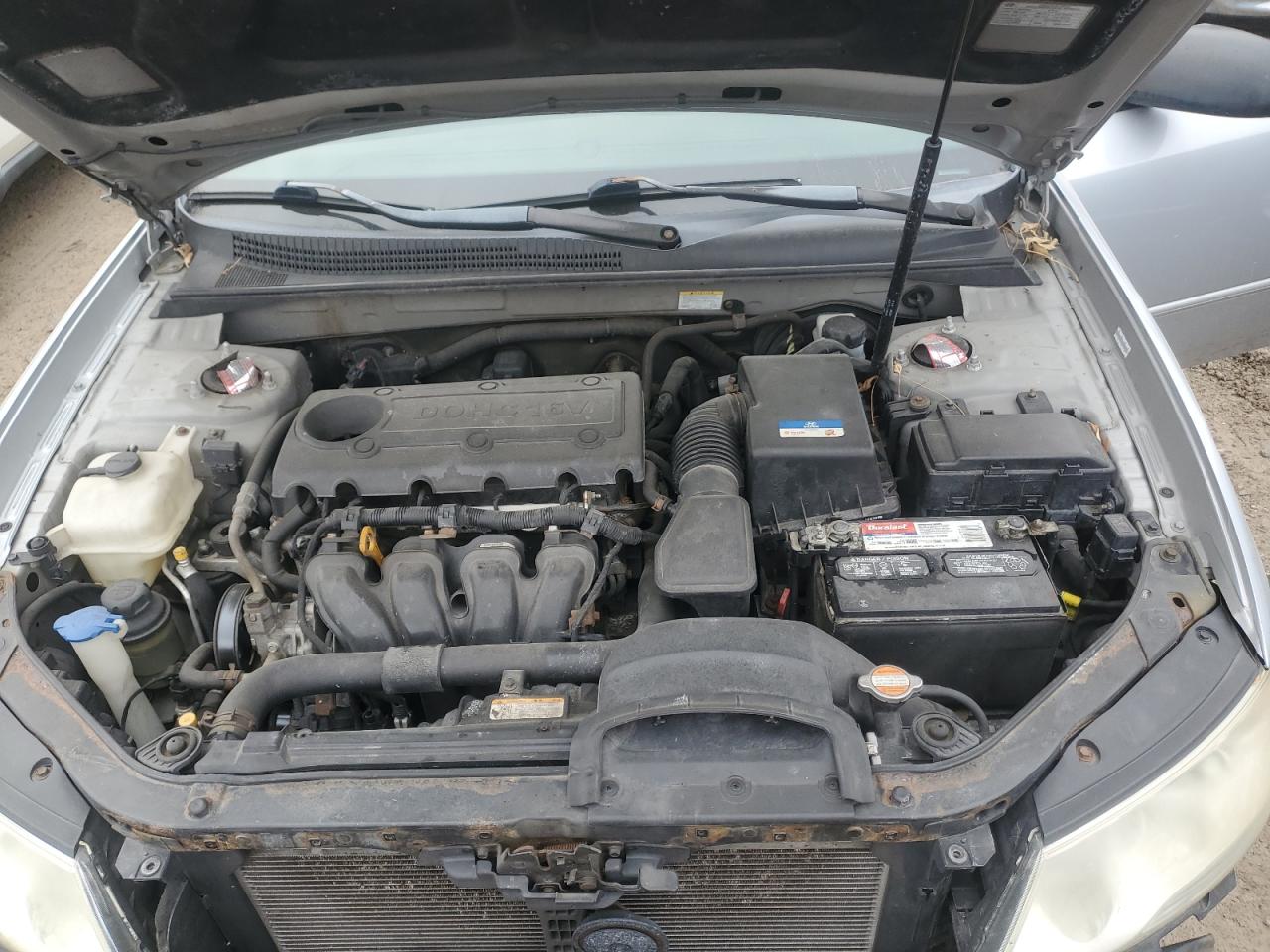 2010 Hyundai Sonata - Image 11