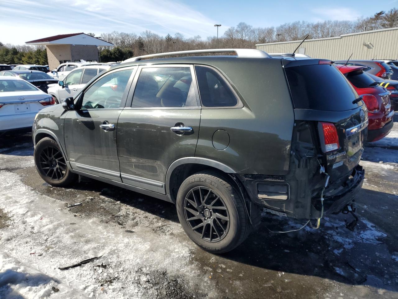 2011 Kia Sorento - Image 2