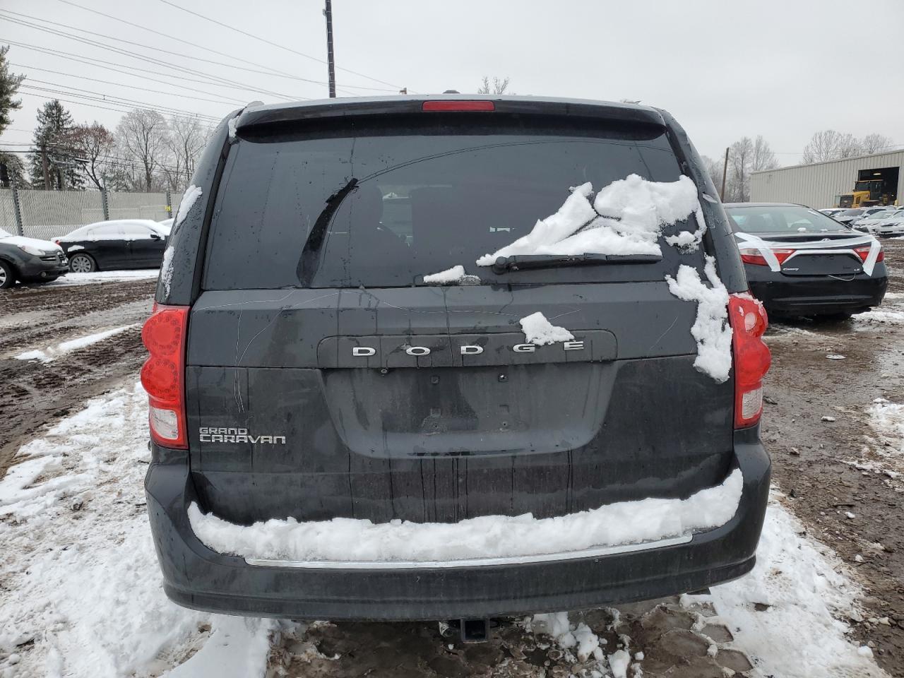 2015 Dodge Caravan - Image 6