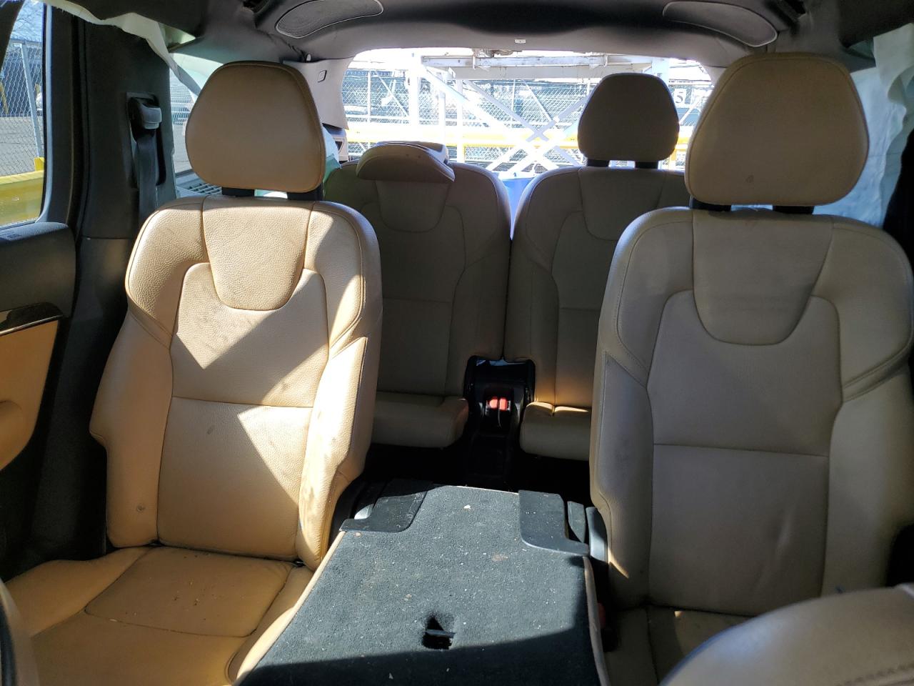 2018 Volvo XC90 - Image 10