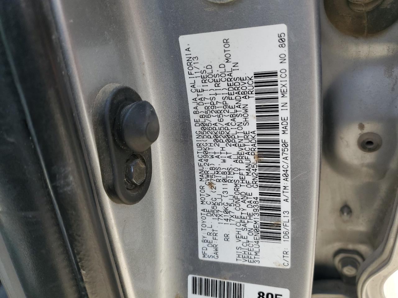 2014 Toyota Tacoma - Image 13