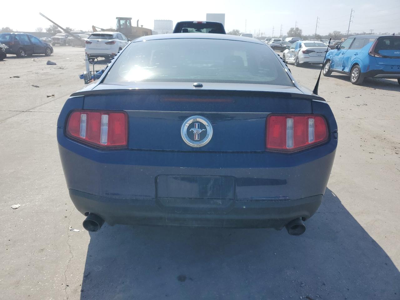 2010 Ford Mustang - Image 6