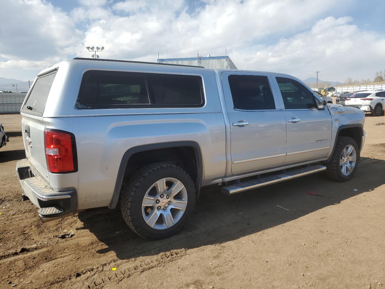 2014 GMC Sierra - Image 3