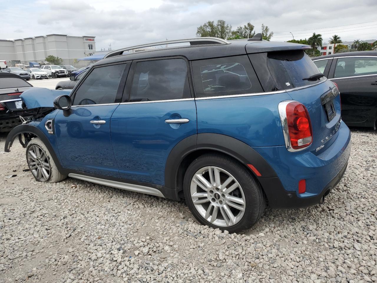 2017 MINI Cooper - Image 2