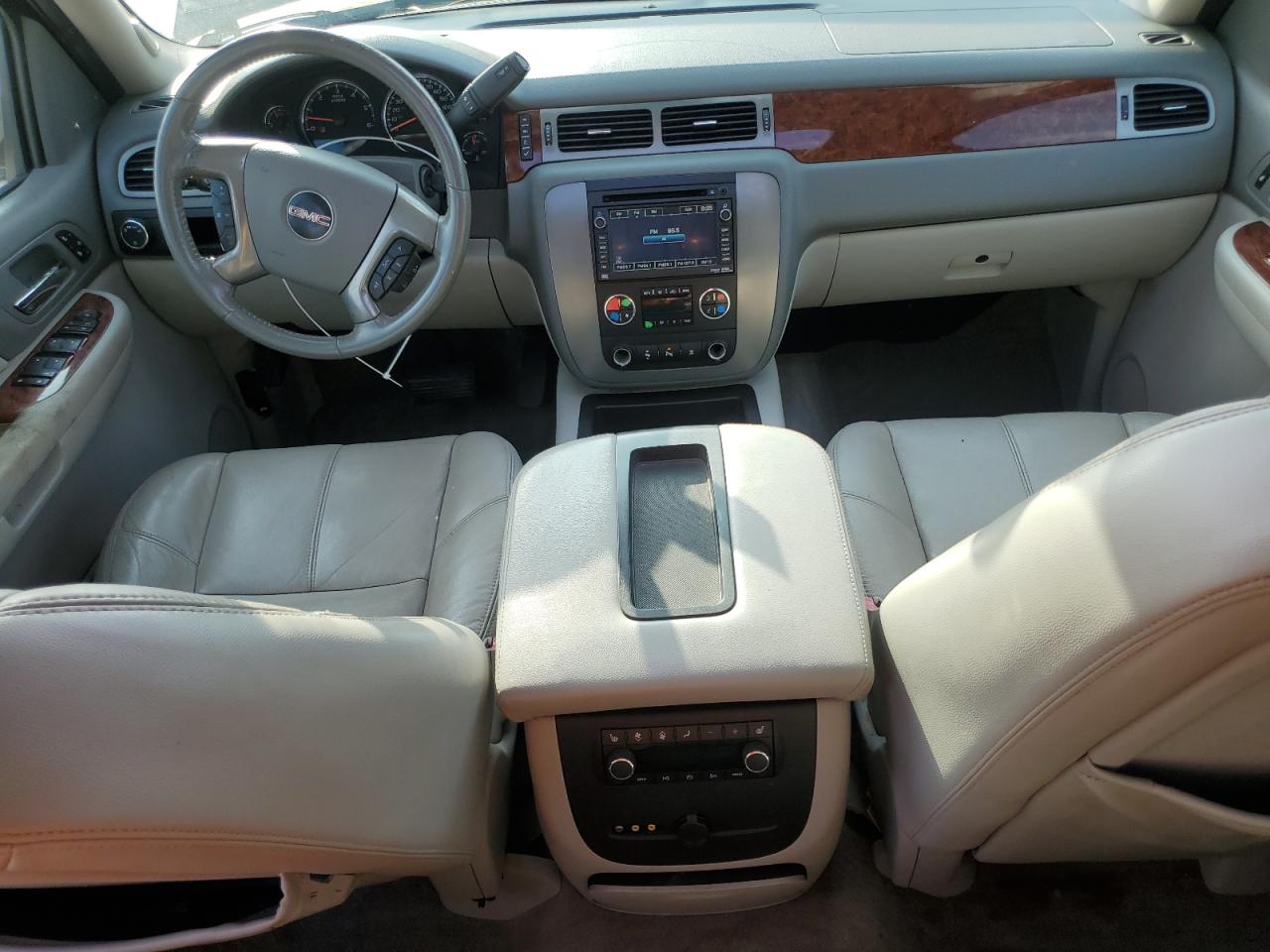 2009 GMC Yukon - Image 8