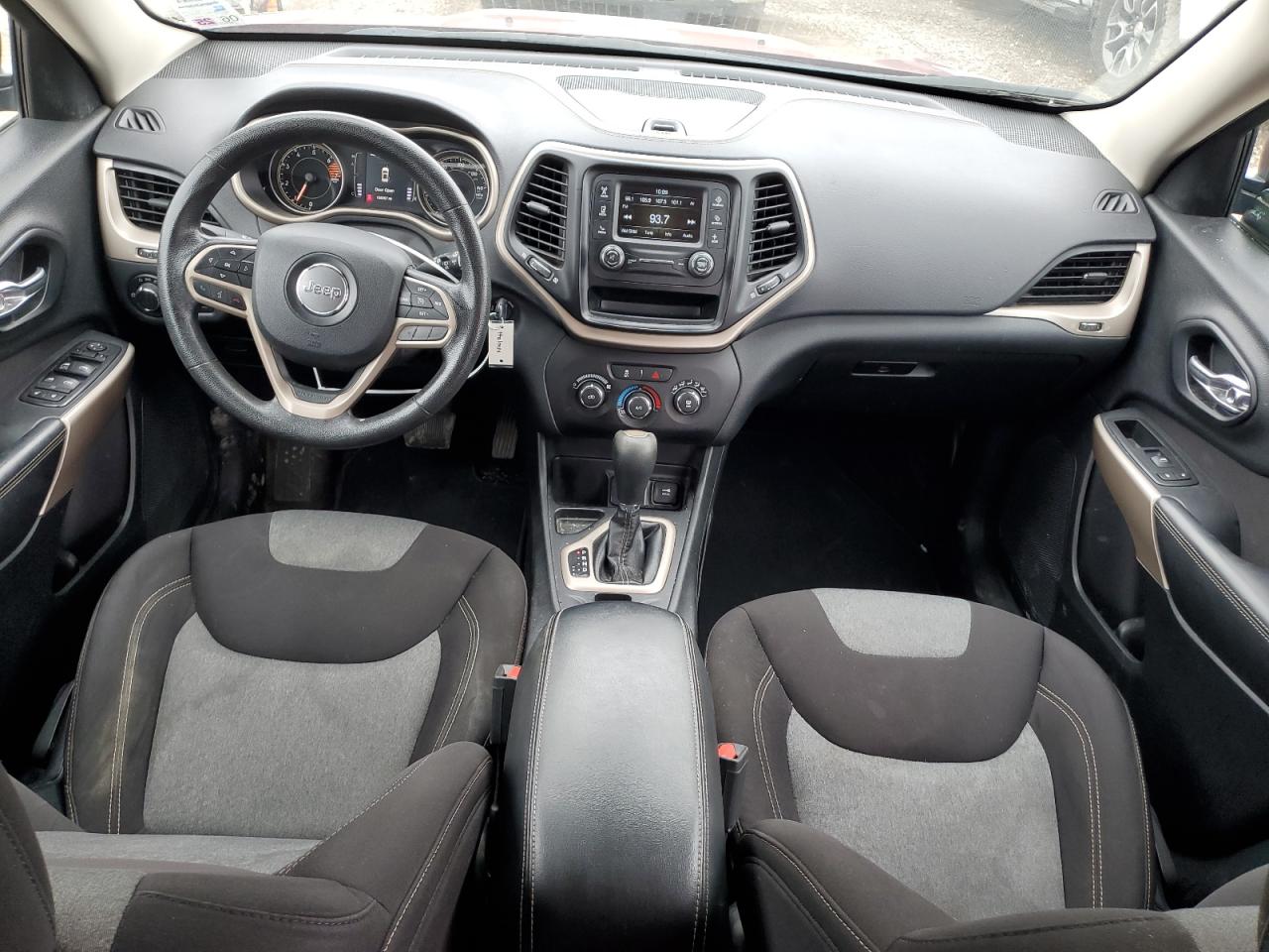 2017 Jeep Grand Cherokee - Image 8
