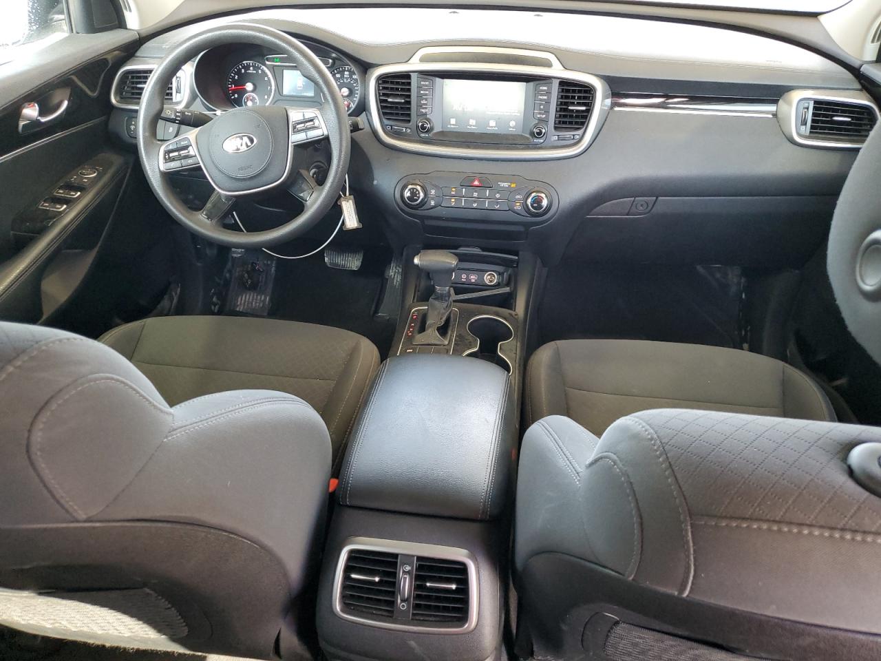 2020 Kia Sorento - Image 8