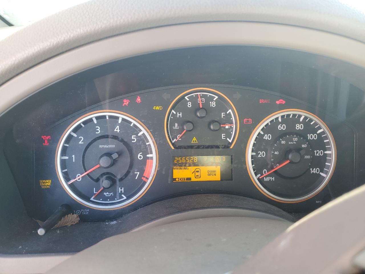 2008 Nissan Armada - Image 9