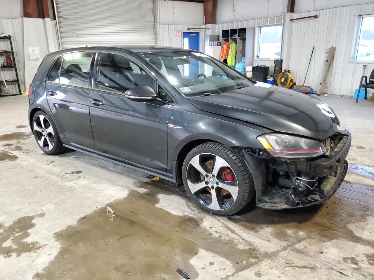 2015 Volkswagen GTI - Image 4