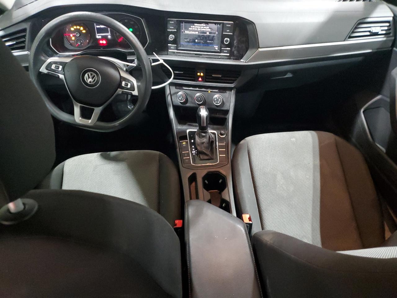 2021 Volkswagen Jetta - Image 8