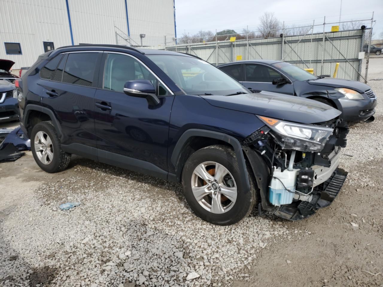 2019 Toyota RAV 4 - Image 4