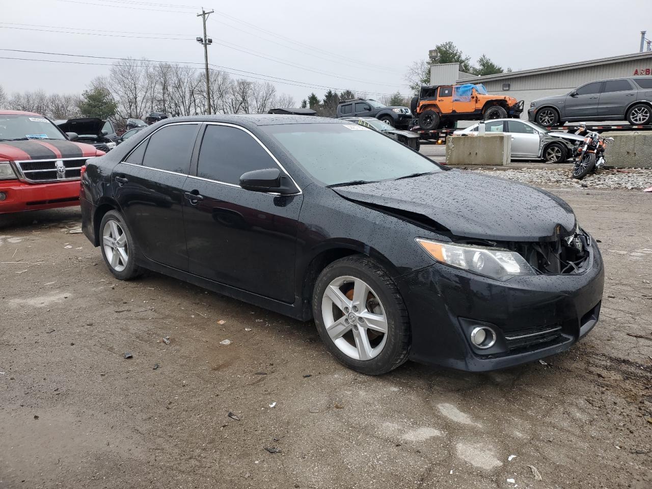 2013 Toyota Camry - Image 4