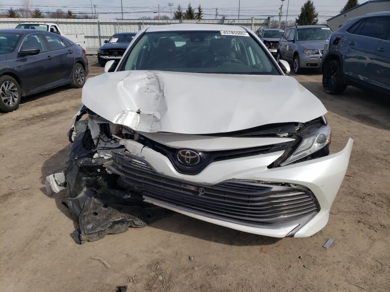 2019 Toyota Camry - Image 5