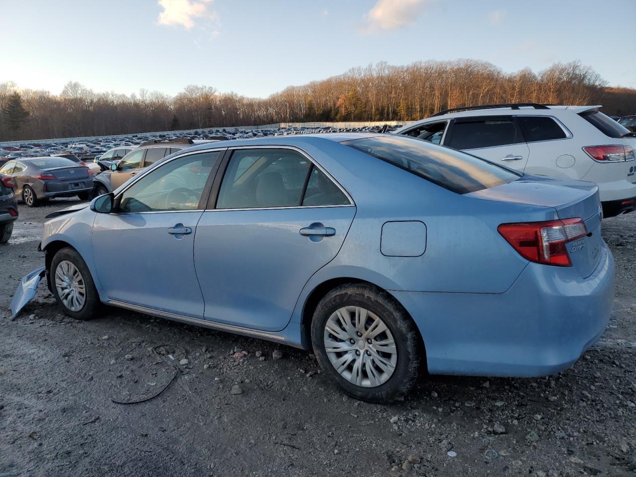 2014 Toyota Camry - Image 2