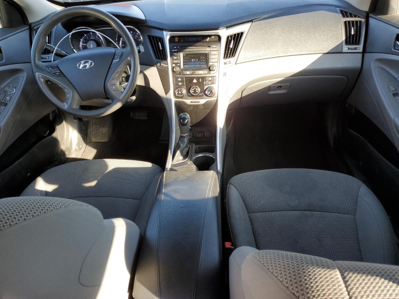 2014 Hyundai Sonata - Image 8