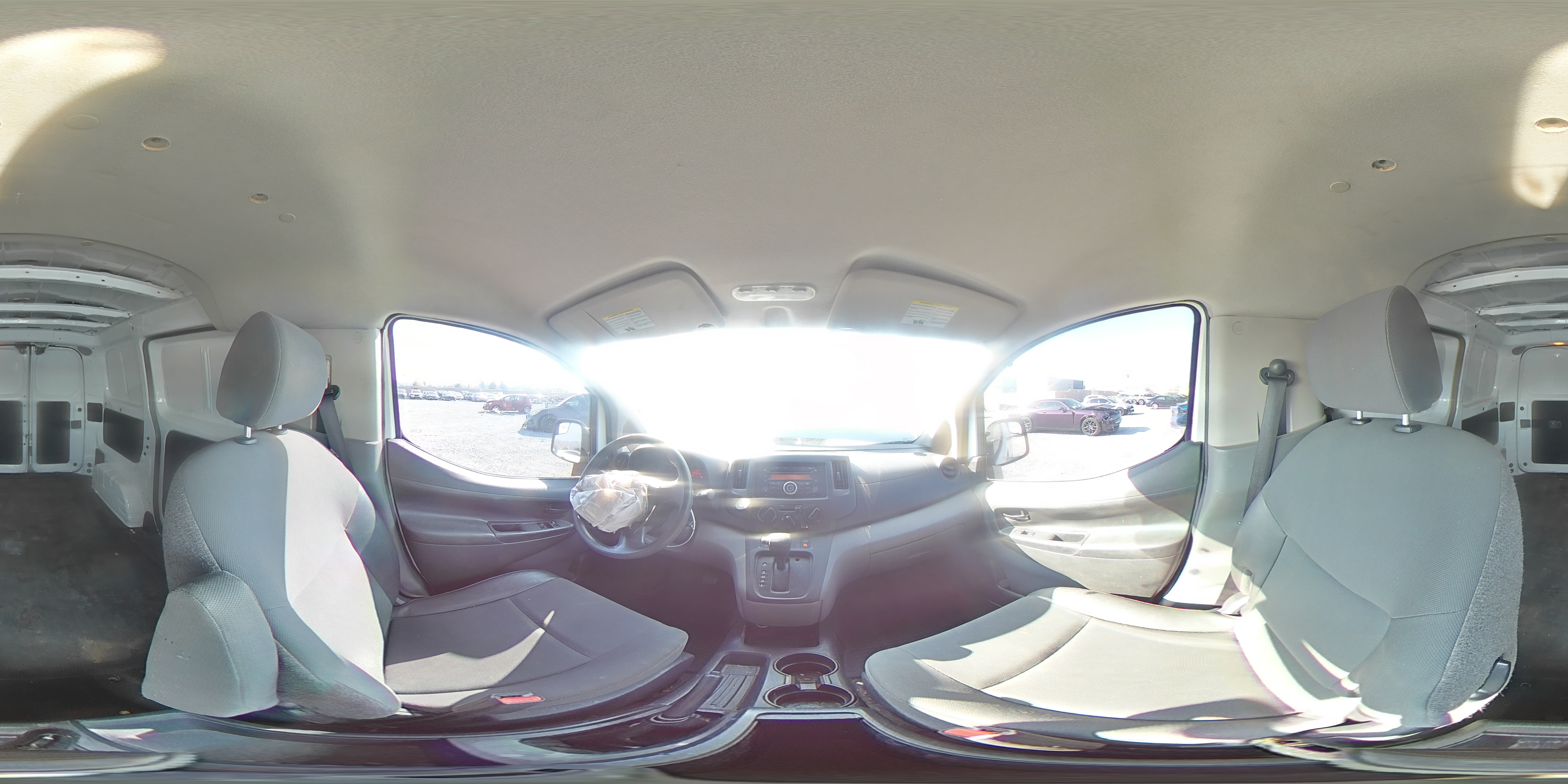 2017 Nissan NV - Image 14