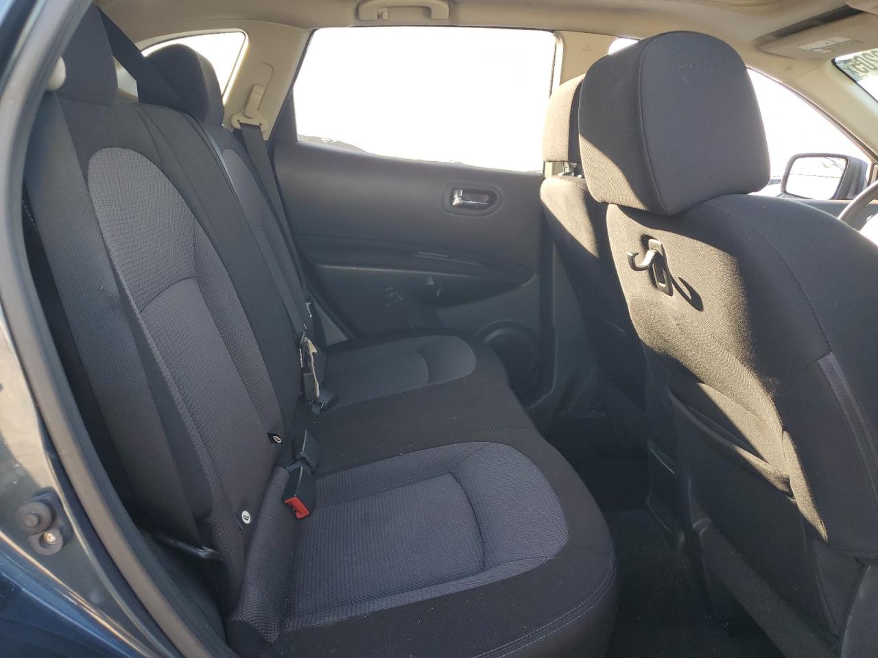2013 Nissan Rogue - Image 11