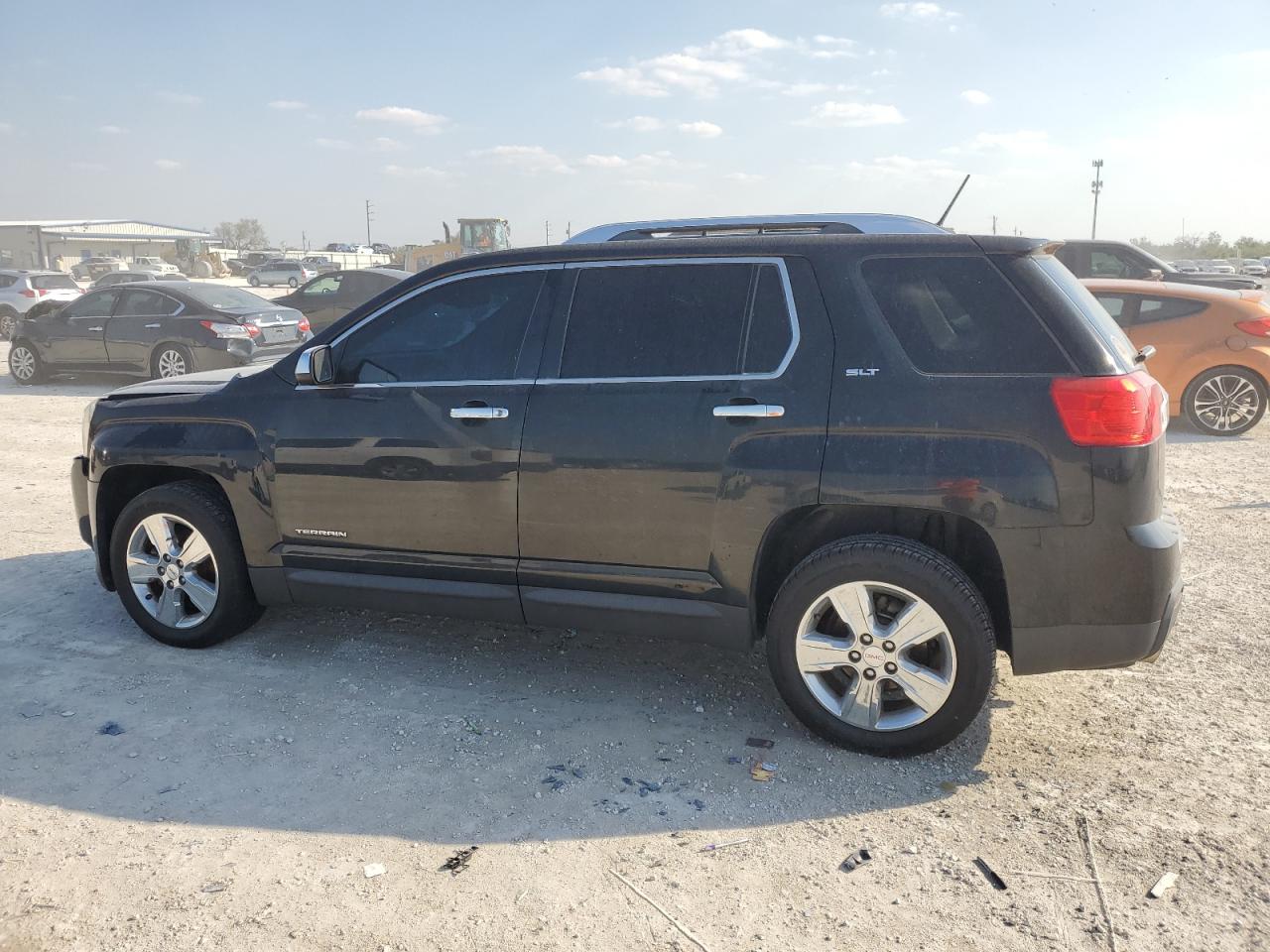 2014 GMC Terrain - Image 2