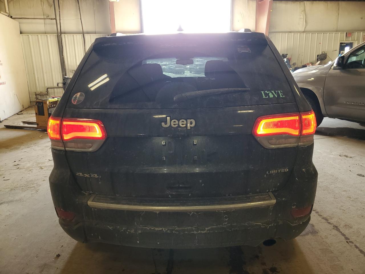 2015 Jeep Grand Cherokee - Image 6