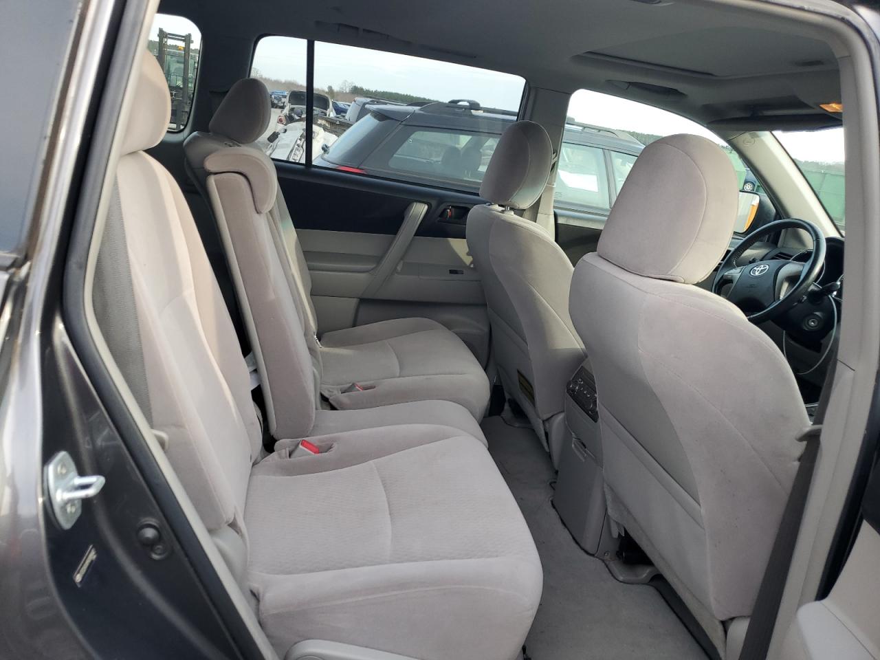 2009 Toyota Highlander - Image 10